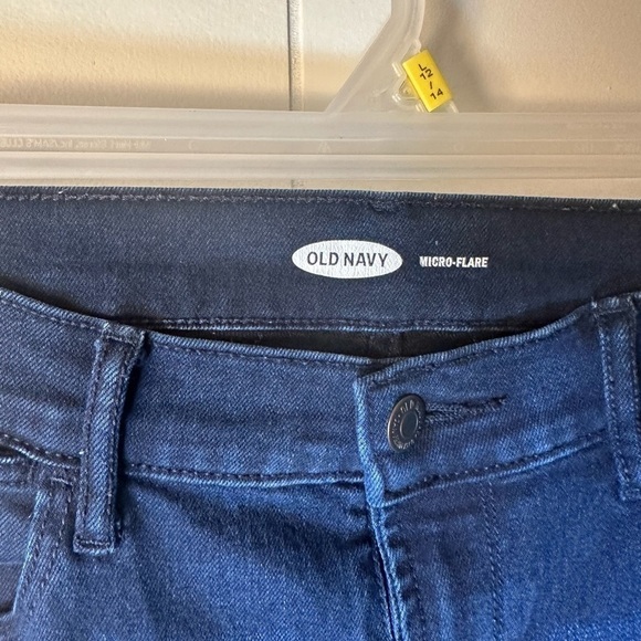 Old Navy Micro Flare Women’s Jeans Size 8 - Picture 3 of 7